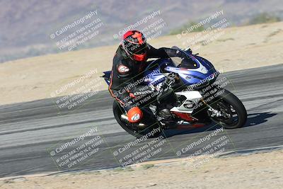 media/Dec-01-2025-Moto Forza (Mon) [[2daa91e15f]]/2-Intermediate Group/Session 4 Turn 9/